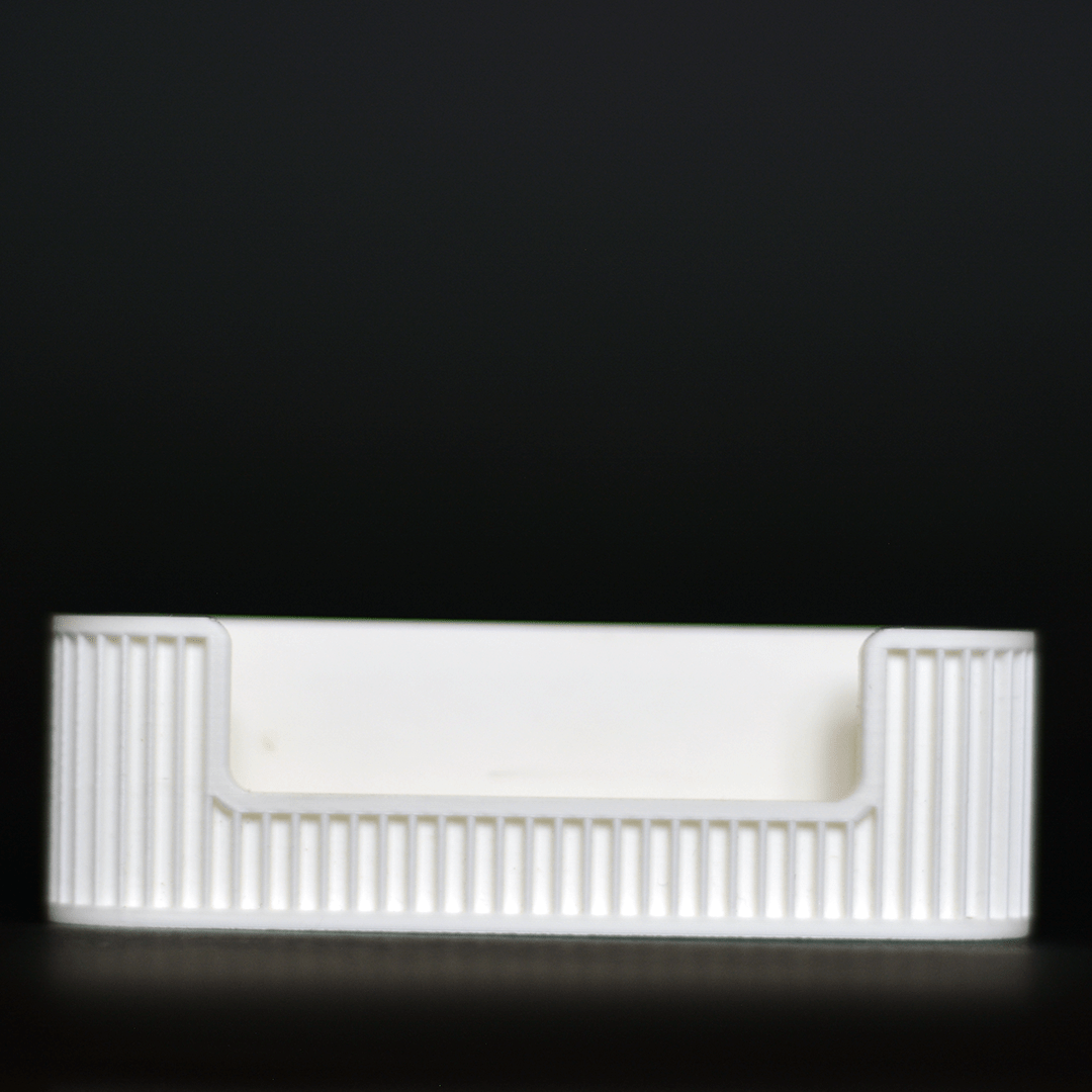 Minimalist Visiting Card Holder – Elegant Desk Accessory