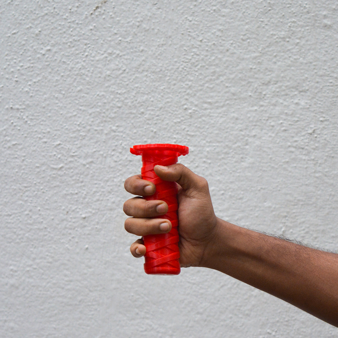 Dragon Claw Small Katana – Retractable Toy Sword (Blunt & Safe)