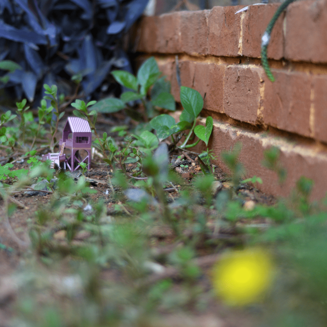 Miniature Treehouse Garden Decor – Tiny House Accent for Pots, Vases & Fairy Gardens